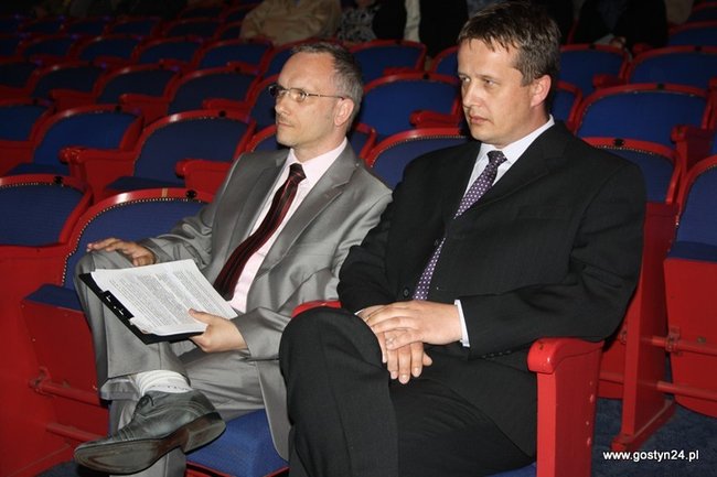 Zgromadzili 15 tys. fotografii - zdjęcia