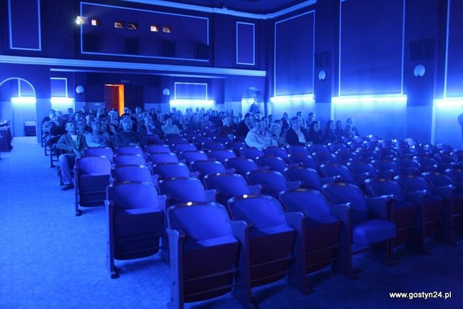 Zgromadzili 15 tys. fotografii - zdjęcia