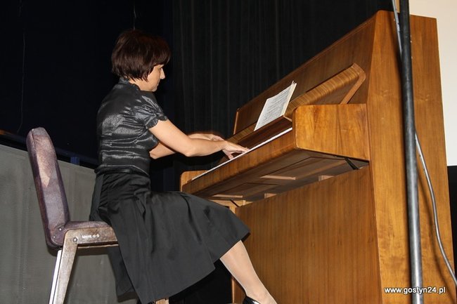 Zgromadzili 15 tys. fotografii - zdjęcia