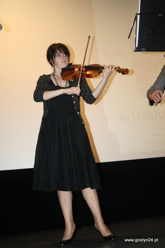 Zgromadzili 15 tys. fotografii - zdjęcia