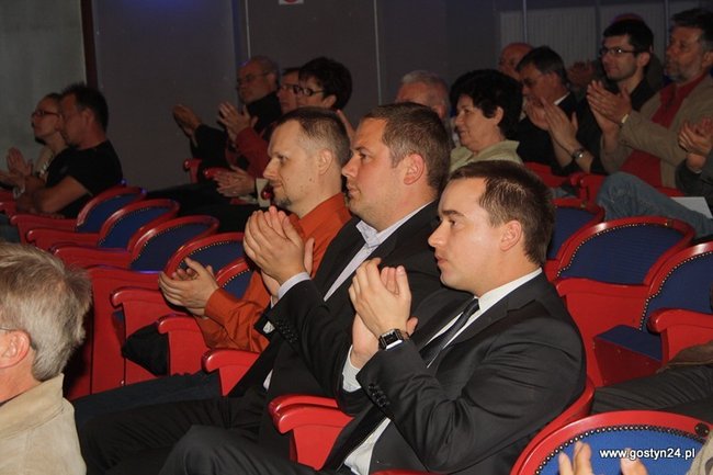 Zgromadzili 15 tys. fotografii - zdjęcia