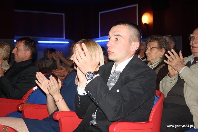 Zgromadzili 15 tys. fotografii - zdjęcia