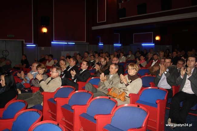 Zgromadzili 15 tys. fotografii - zdjęcia