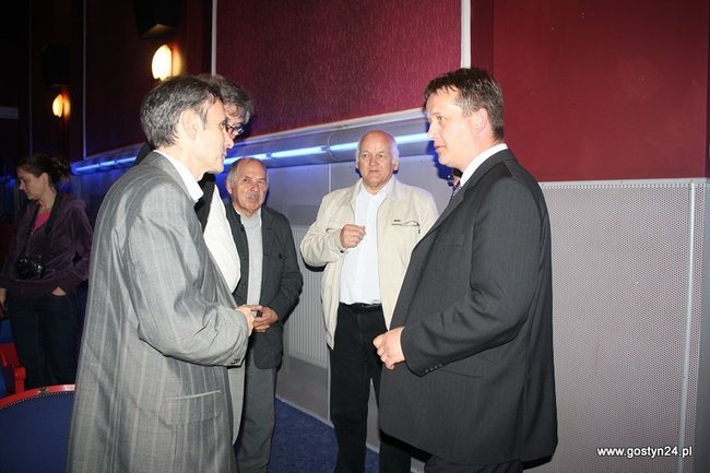 Zgromadzili 15 tys. fotografii - zdjęcia