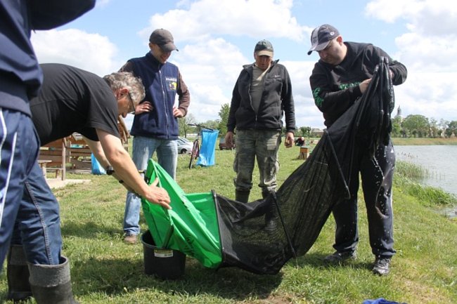 Policyjne zawody nad ?Balatonem? - zdjęcia