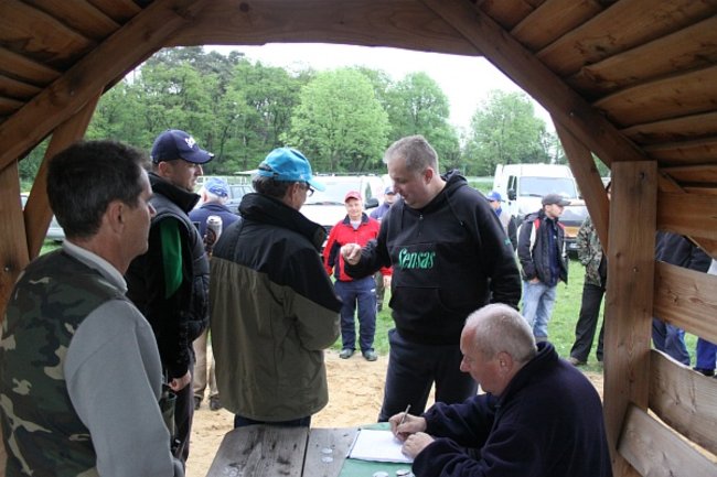 Policyjne zawody nad ?Balatonem? - zdjęcia