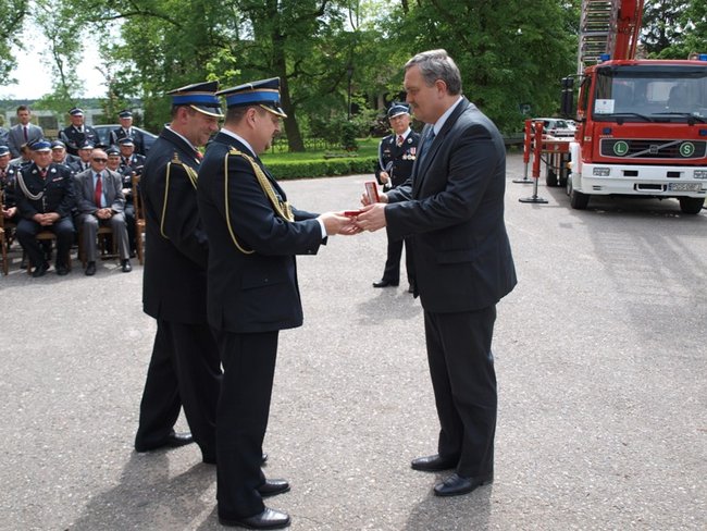 Zasłużyli na medale i odznaczenia - zdjęcia