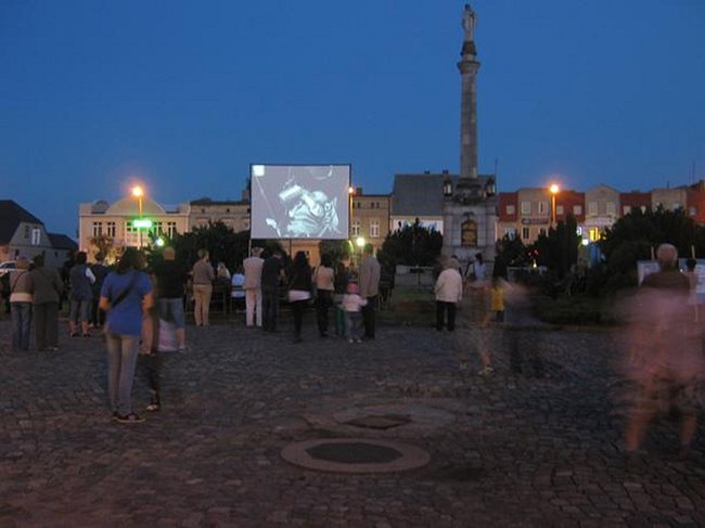 Historia opowiedziana nocą - zdjęcia/film