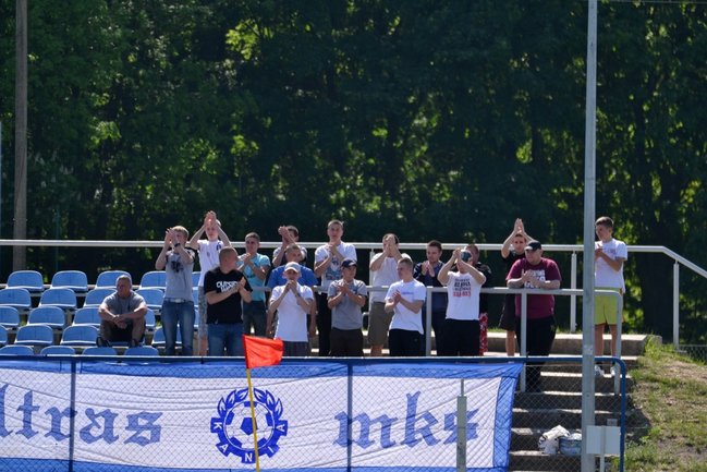Kania o krok od awansu - zdjęcia