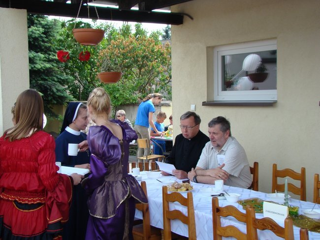 Promowali rodzinne wartości - zdjęcia