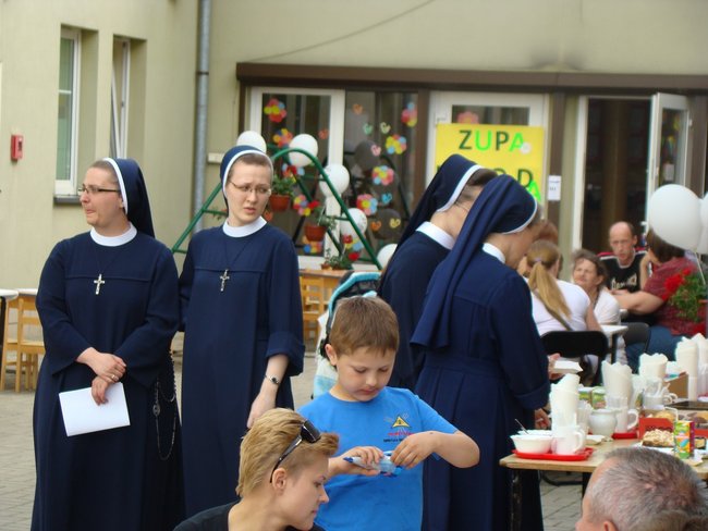 Promowali rodzinne wartości - zdjęcia