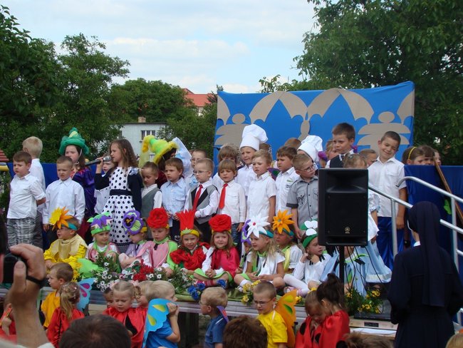 Promowali rodzinne wartości - zdjęcia