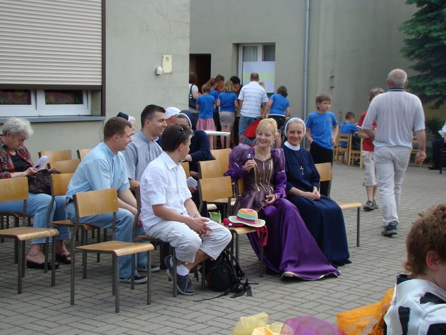 Promowali rodzinne wartości - zdjęcia
