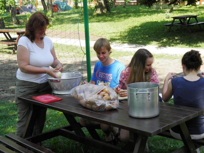 Pomarańczowi opanowali Bodzewo  - zdjęcia