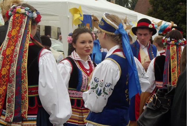 Zajadali się smażonym serem - zdjęcia