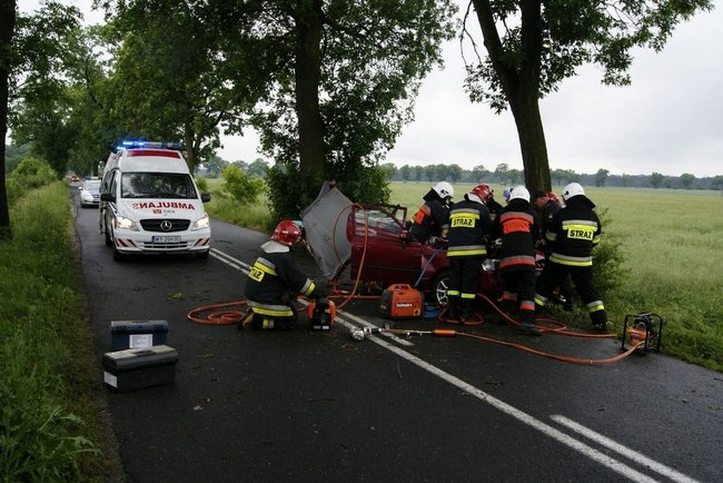Wypadek - trzeba było ciąć  ? zdjęcia