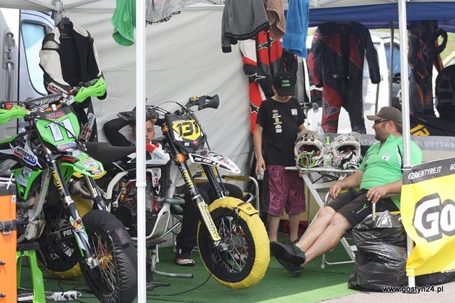 Widowiskowe Supermoto - zdjęcia