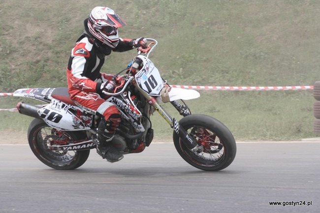Widowiskowe Supermoto - zdjęcia