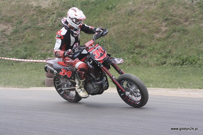 Widowiskowe Supermoto - zdjęcia