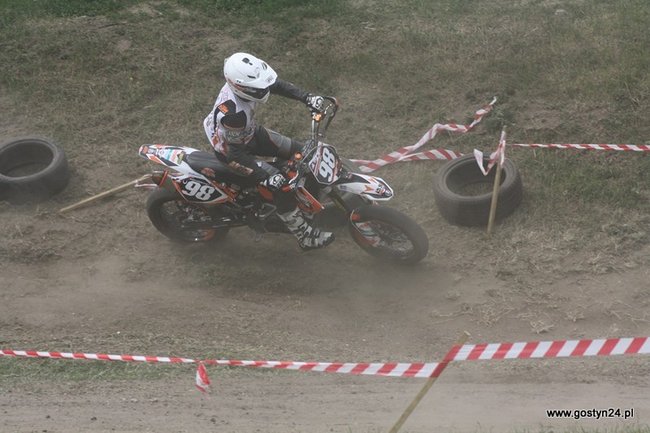 Widowiskowe Supermoto - zdjęcia