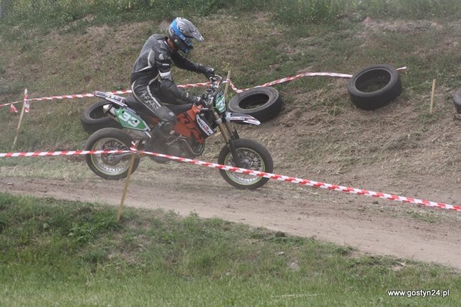 Widowiskowe Supermoto - zdjęcia