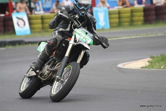 Widowiskowe Supermoto - zdjęcia