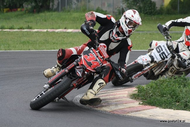 Widowiskowe Supermoto - zdjęcia