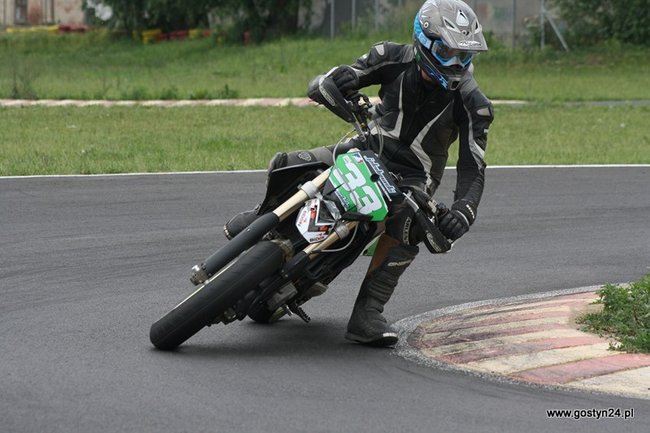 Widowiskowe Supermoto - zdjęcia