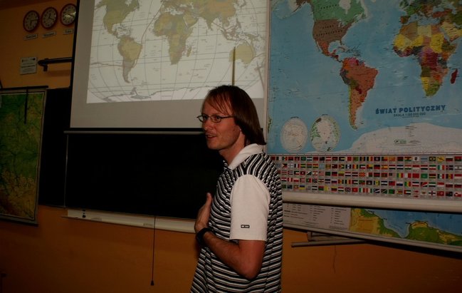Co gimnazjalista robi w nocy? - zdjęcia