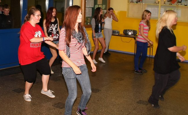 Co gimnazjalista robi w nocy? - zdjęcia