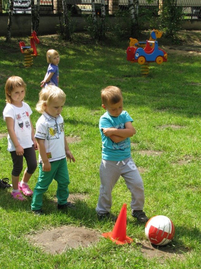 Pracowity tydzień przedszkolaków  - zdjęcia