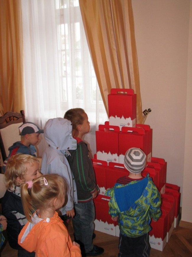 Pracowity tydzień przedszkolaków  - zdjęcia
