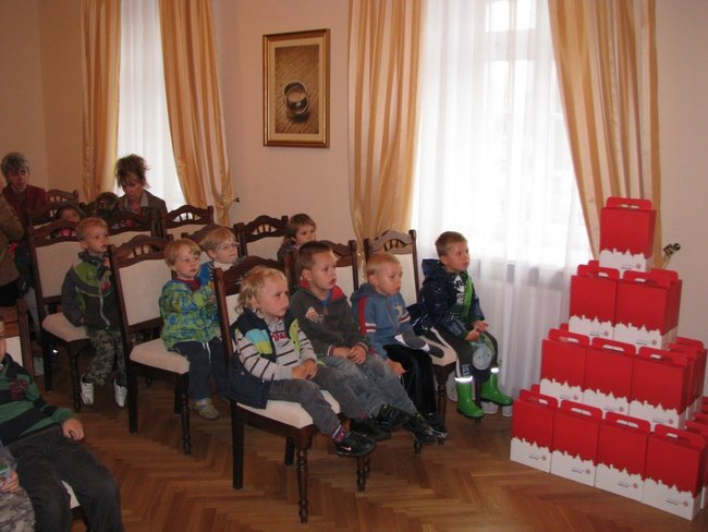 Pracowity tydzień przedszkolaków  - zdjęcia