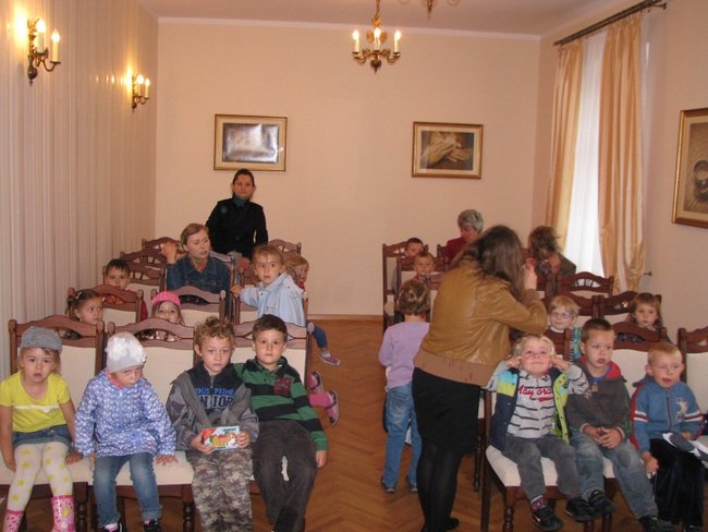 Pracowity tydzień przedszkolaków  - zdjęcia