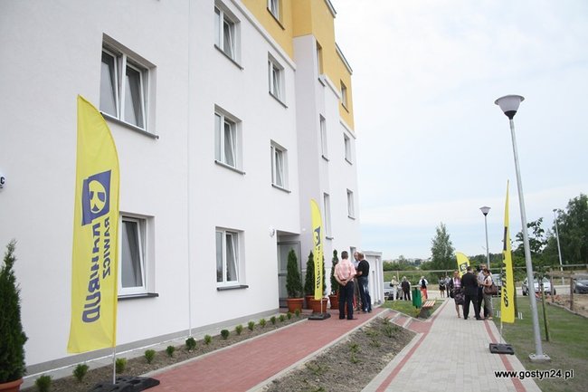 Wybudowany  po 12 latach - zdjęcia