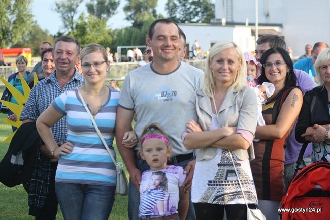 Poniec bawił się do rana - zdjęcia