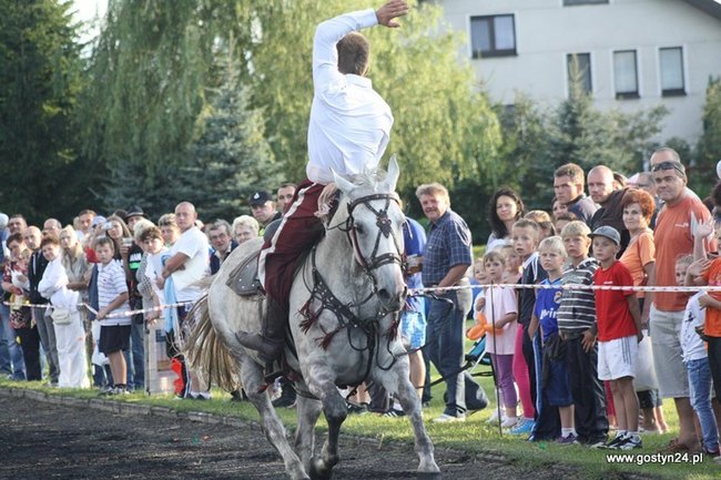 Poniec bawił się do rana - zdjęcia