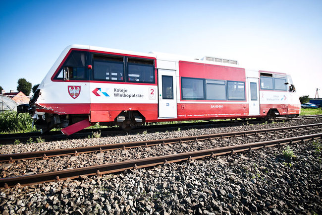 Szynobus najechał na ciężarówkę - zdjęcia