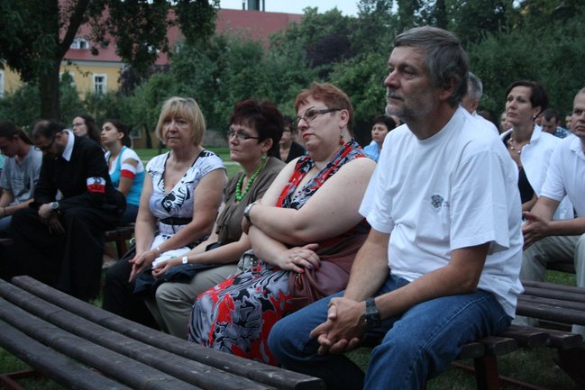 Bóg na wiele sposobów - zdjęcia