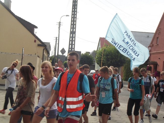 Piaskowianie ugościli pątników - zdjęcia