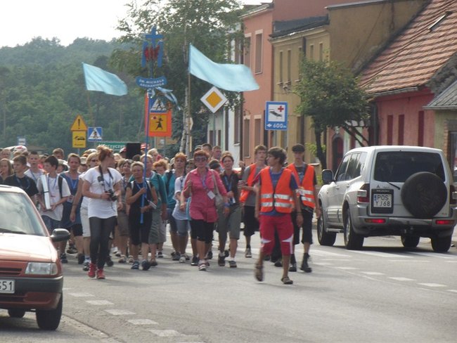 Piaskowianie ugościli pątników - zdjęcia