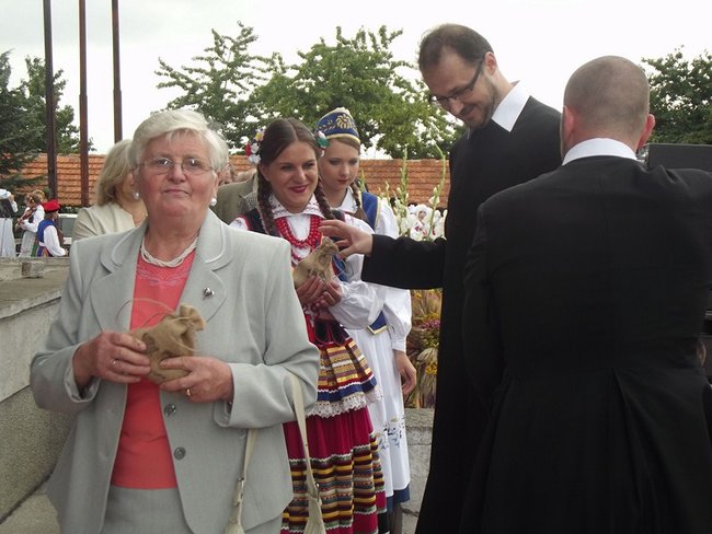 Poświęcili chleb, kwiaty i zioła - zdjęcia