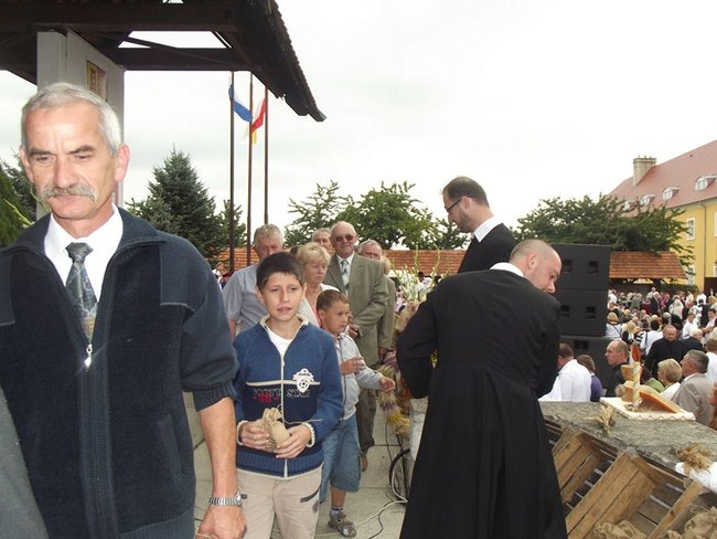 Poświęcili chleb, kwiaty i zioła - zdjęcia