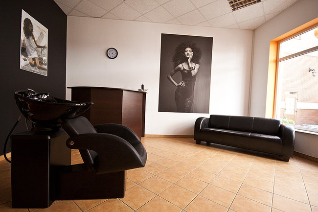 Zapraszają na wielkie otwarcie salonu - zdjęcia