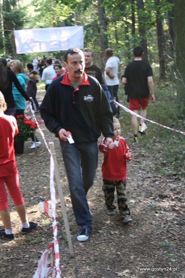Biegnąc powitali jesień - zdjęcia