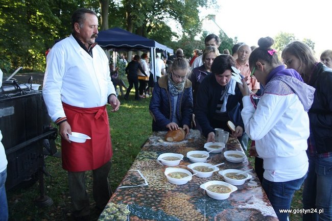 Biegnąc powitali jesień - zdjęcia