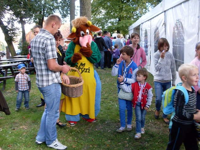 Muzycznie, ludowo i smacznie - zdjęcia