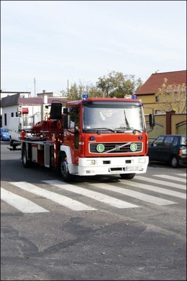 Pożar ratusza w Poniecu - zdjęcia