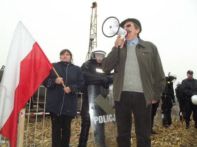 Odwierty niezgodne z prawem? - zdjęcia