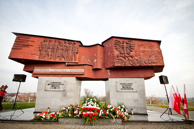 Symbole są dla nas niezwykle ważne - zdjęcia